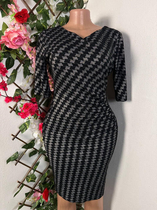 Robe damier courte à colle rond manche mi longue - Perluna Store
