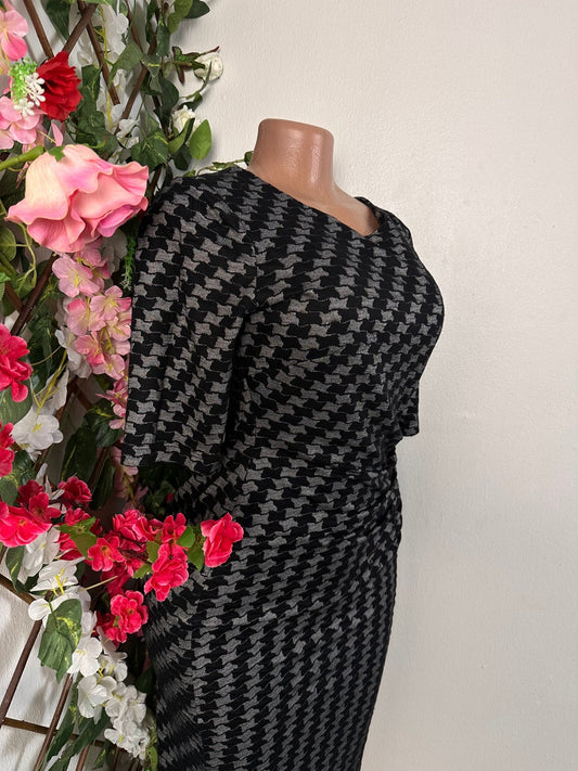 Robe damier courte à colle rond manche mi longue - Perluna Store