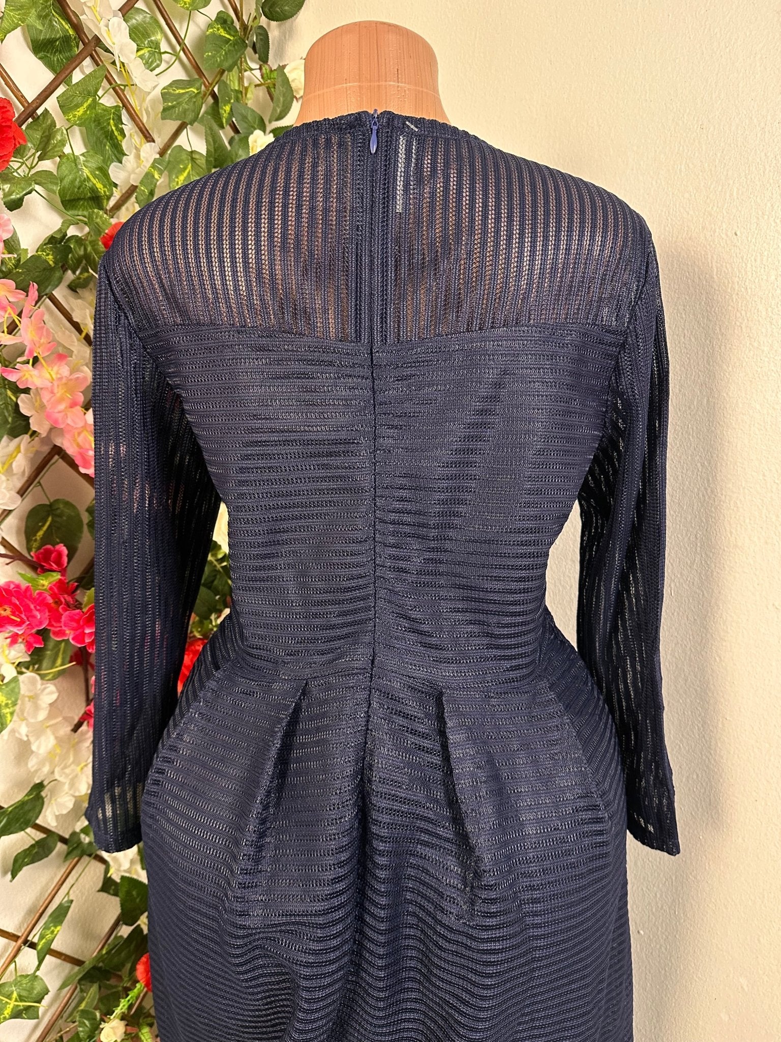 Robe mi longue évasée a manche longue voilée - Perluna Store