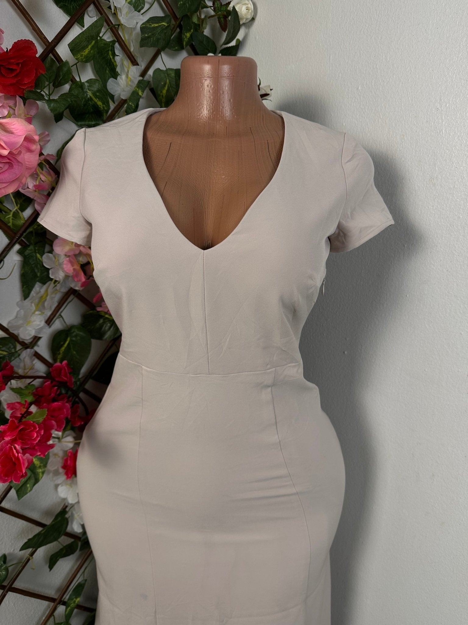 Robe droite longue colle en cœur manche mi courte - Perluna Store