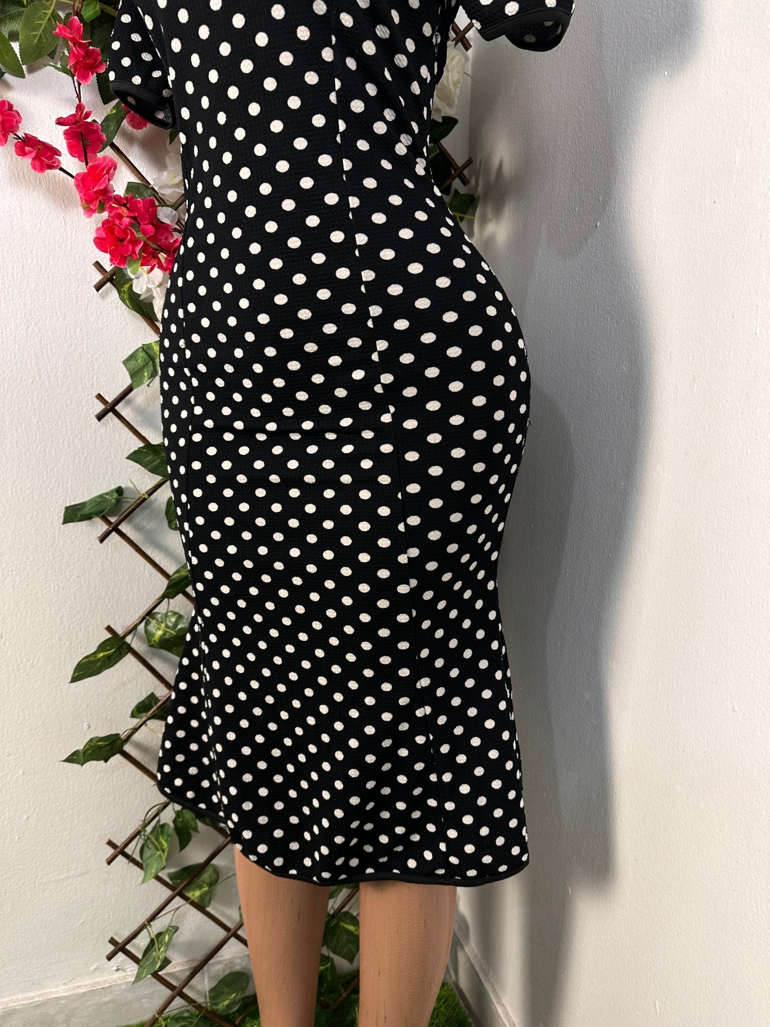 Robe en queue de poisson mi longue manche courte - Perluna Store