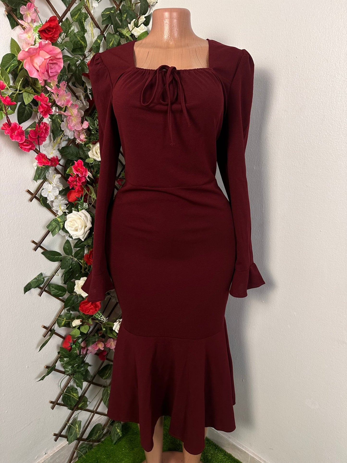 Robe longue colle carré manche longue évasée - Perluna Store