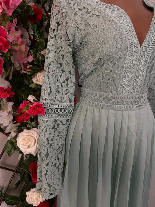 Robe longue en dentelle plissé manche longue - Perluna Store
