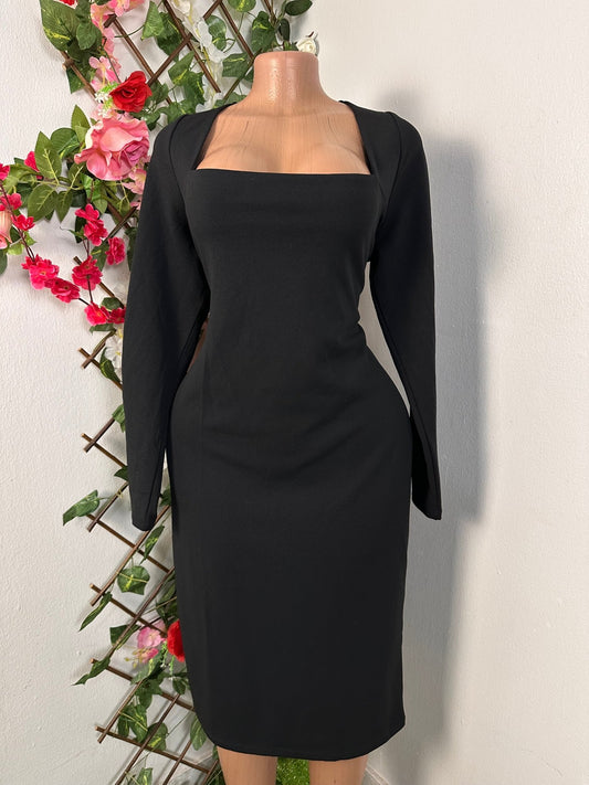 Robe élégante à manche longue colle carrée - Perluna Store