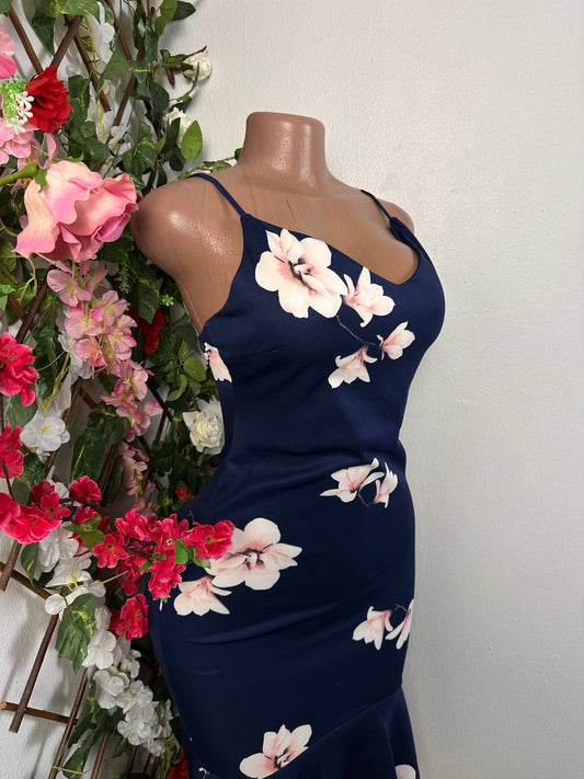 Robe élégante à fine bretelle à ourlet - Perluna Store