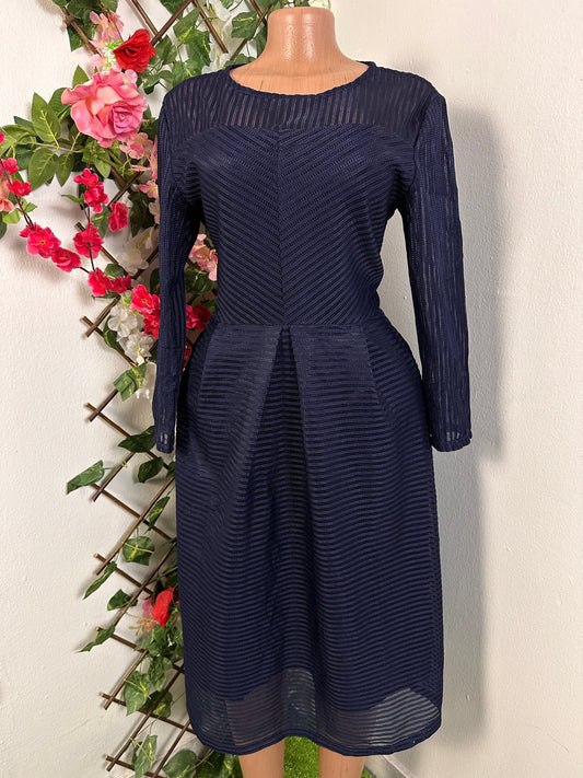 Robe mi longue évasée a manche longue voilée - Perluna Store
