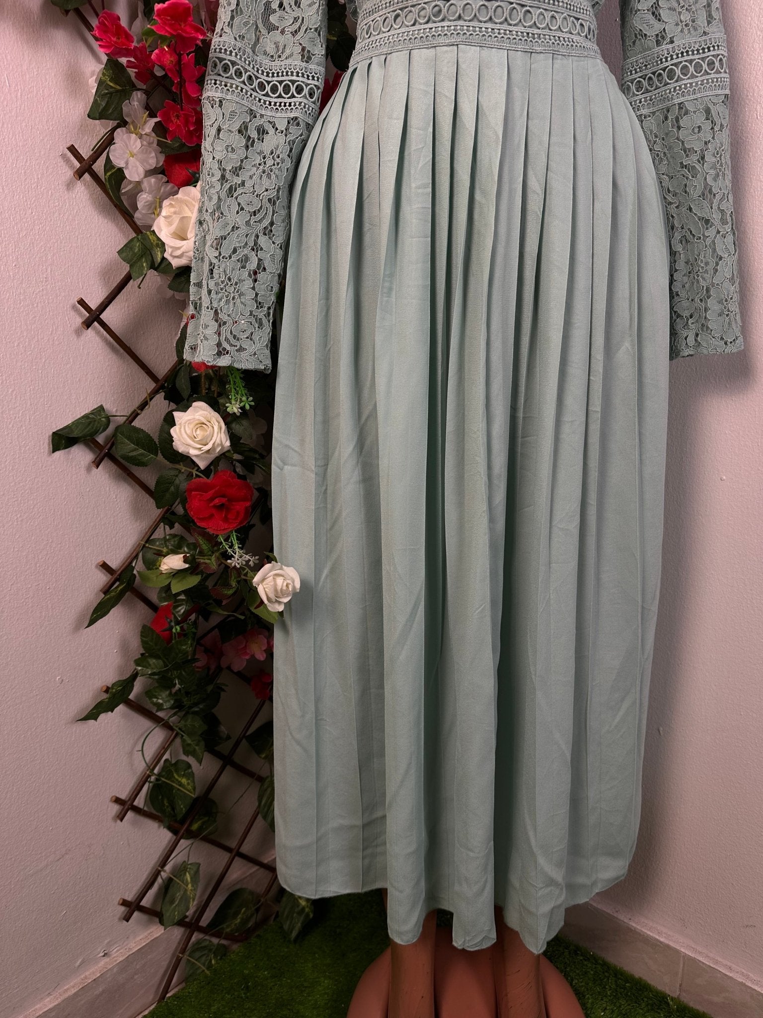 Robe longue en dentelle plissé manche longue - Perluna Store