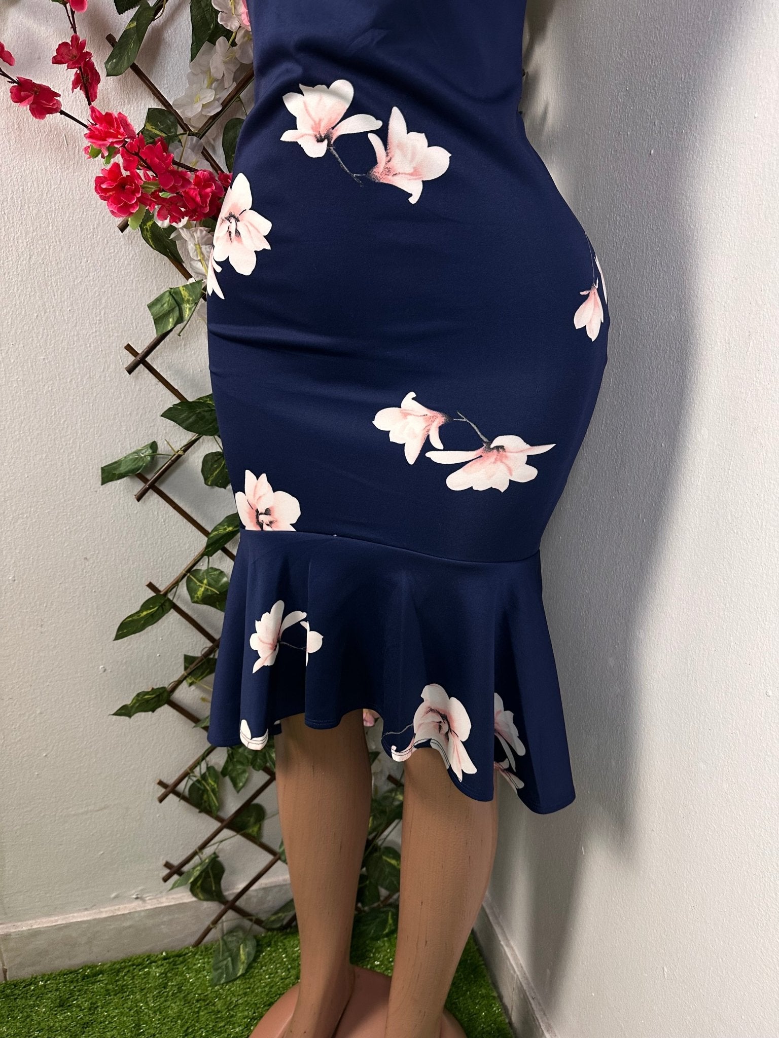 Robe élégante à fine bretelle à ourlet - Perluna Store