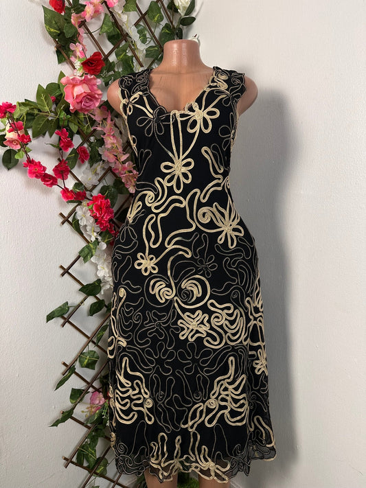 Robe longue décontracté sans manche en maille brodée - Perluna Store