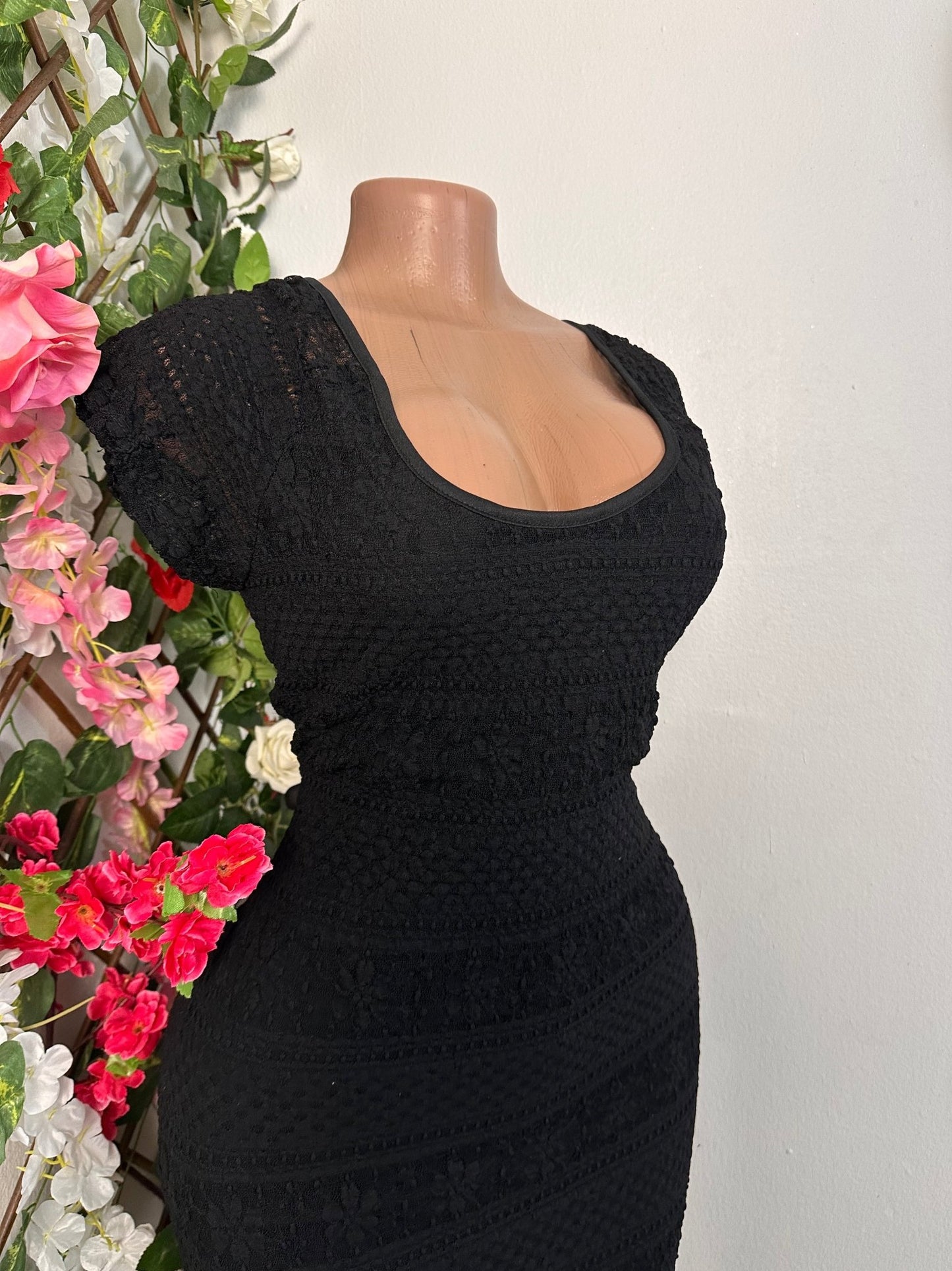 Robe en maille avec doublure manche courte colle en U - Perluna Store