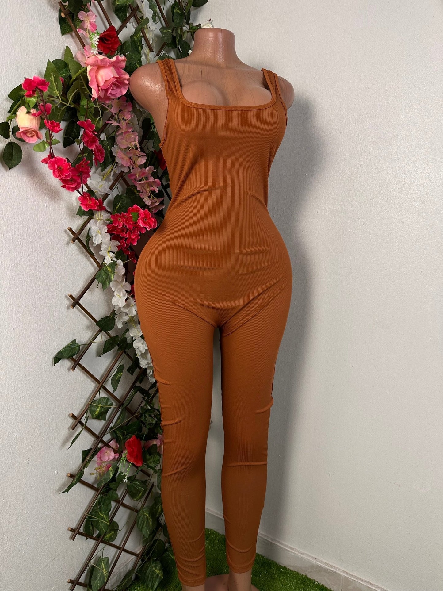 Combinaison moulante à bretelle avec colle en U - Perluna Store