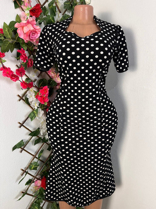 Robe en queue de poisson mi longue manche courte - Perluna Store