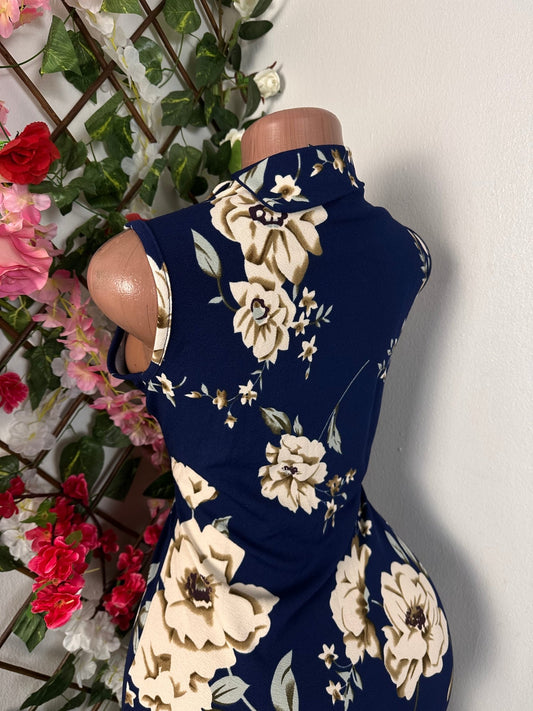 Robe moulante mi longue sans manche a colle remonté - Perluna Store