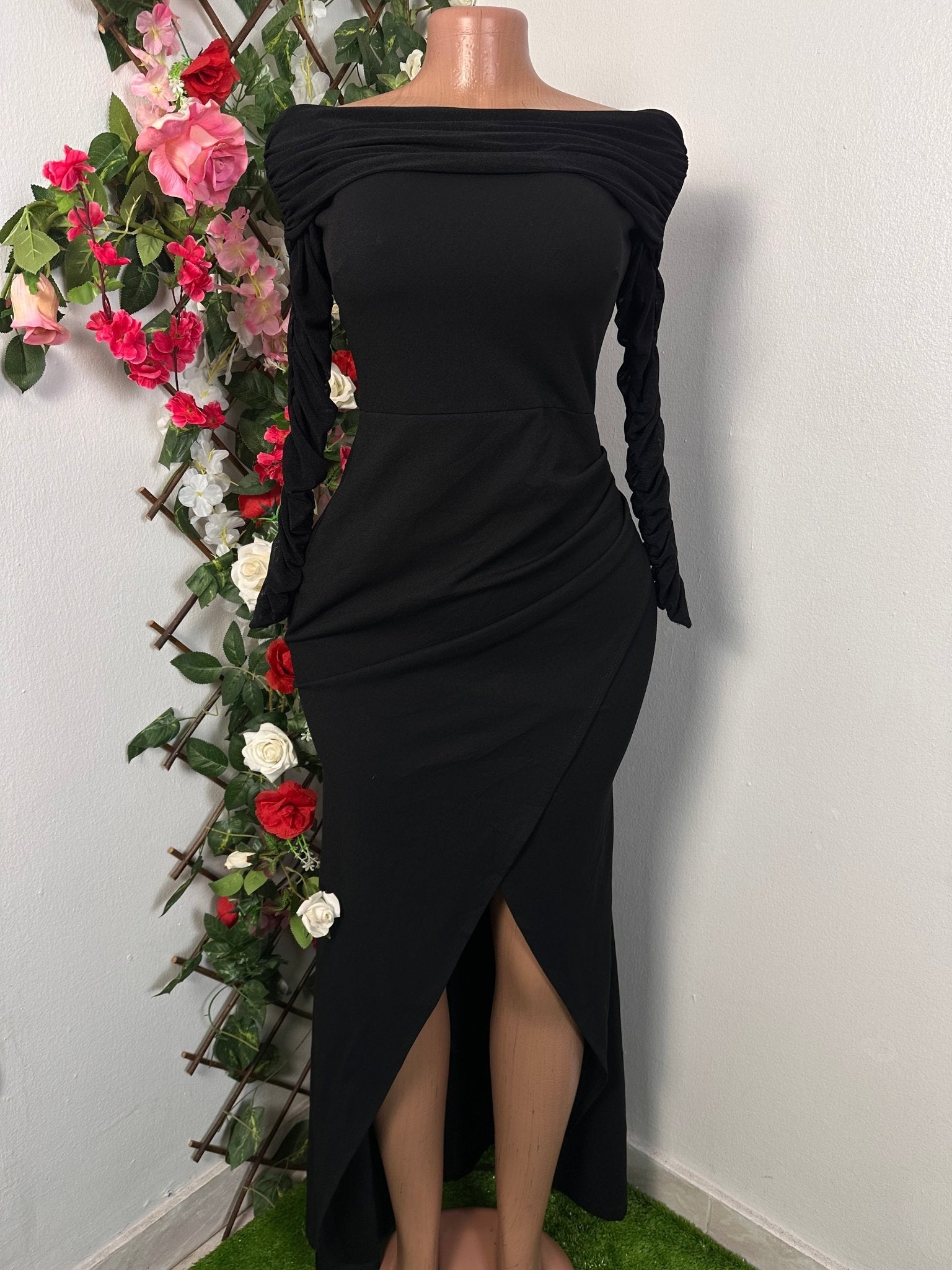 Robe élégante moulante longue manche en voile décolleté bardeau - Perluna Store