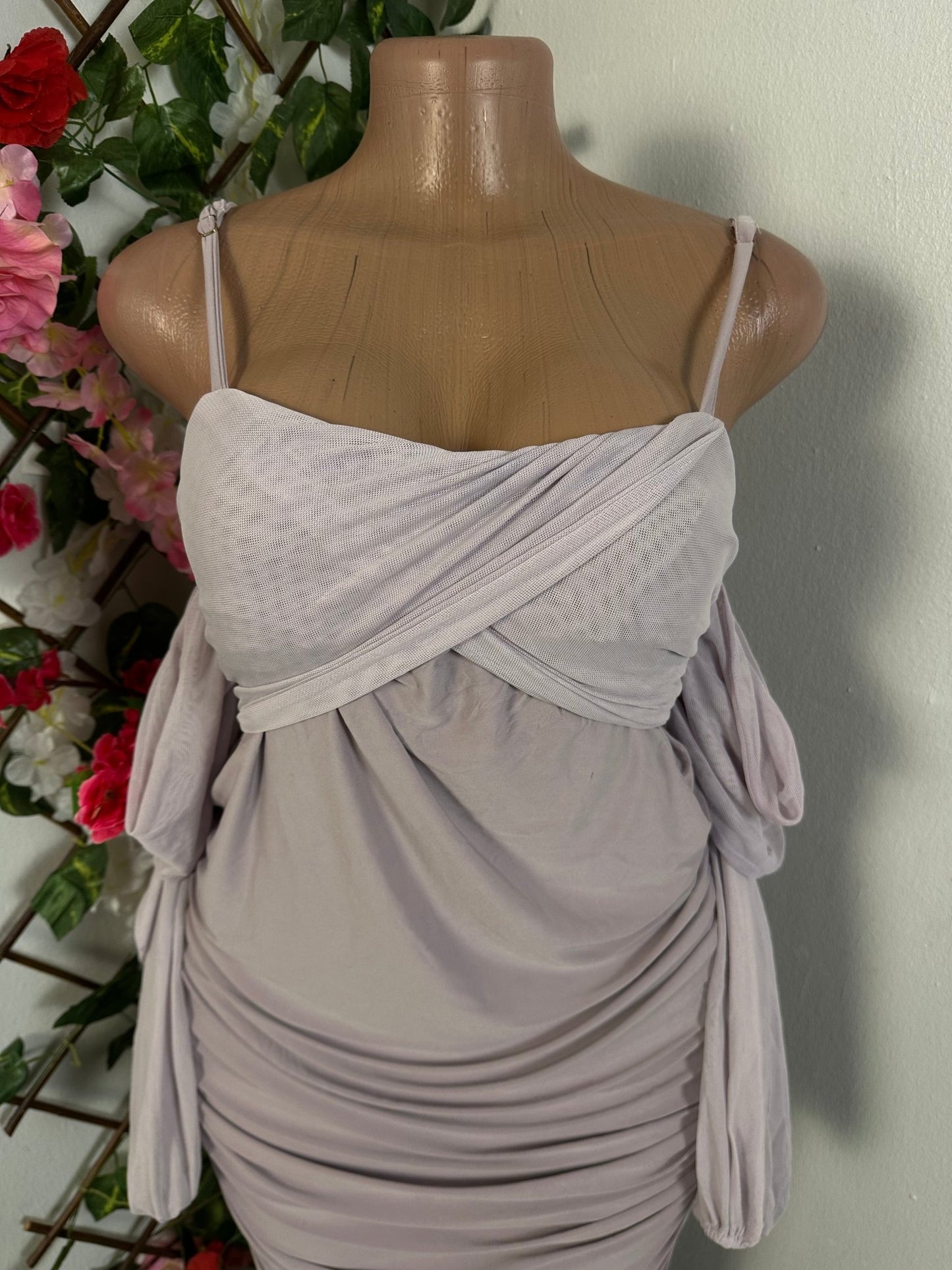 Robe moulante longue à fine bretelle manche voilée épaule nue - Perluna StorePerluna Store