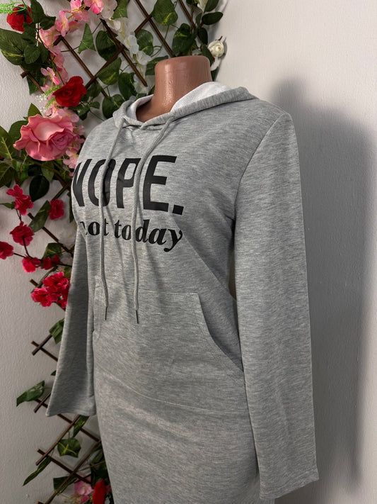 Robe coute en pull à capuche - Perluna Store