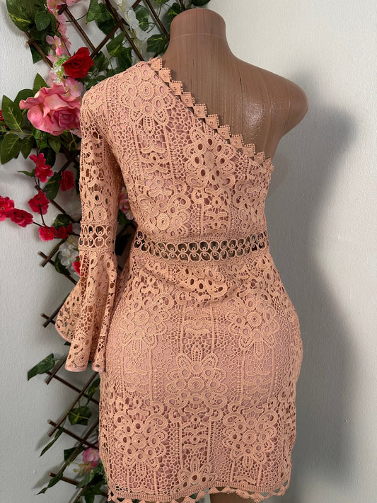 Robe en dentelle 1 épaule manche longue - Perluna Store