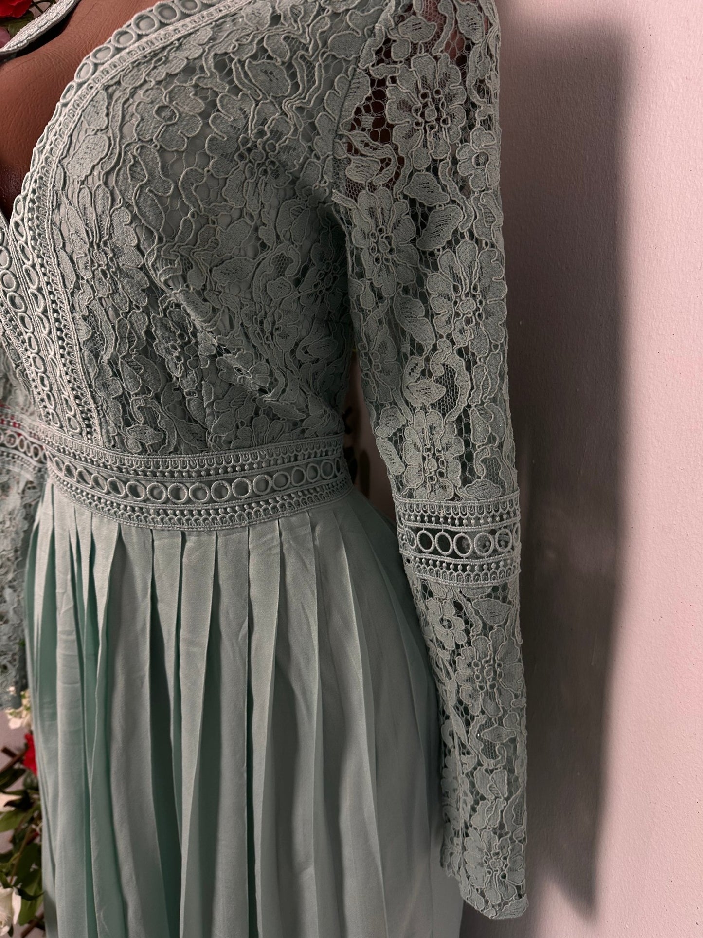 Robe longue en dentelle plissé manche longue - Perluna Store