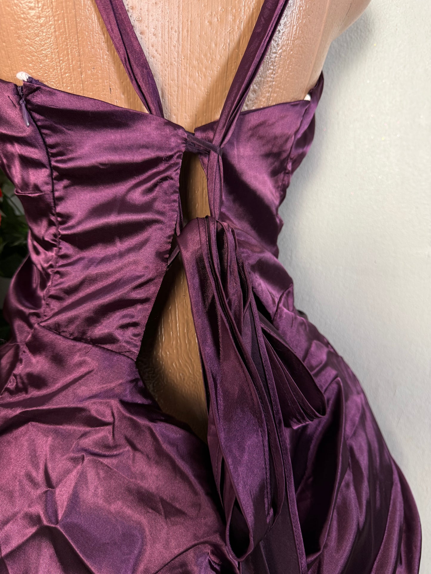 Robe de fête fluide à bretelles