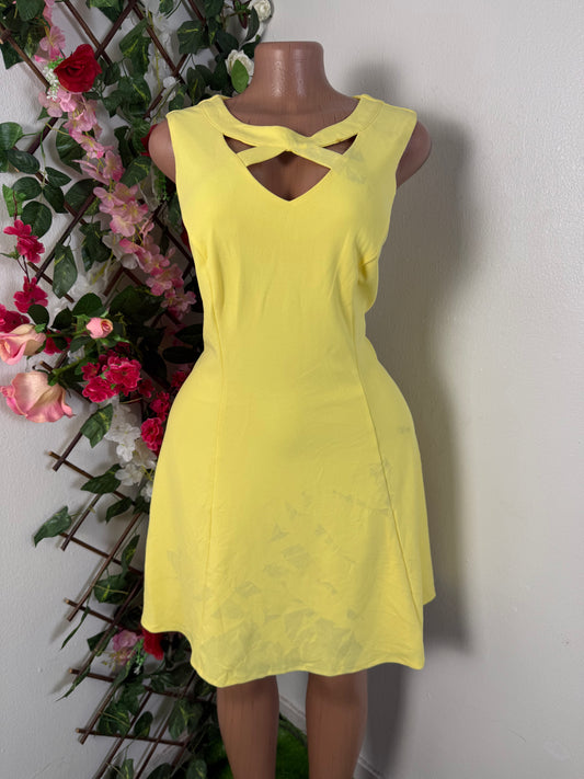 Robe évasée mi longue sans manche