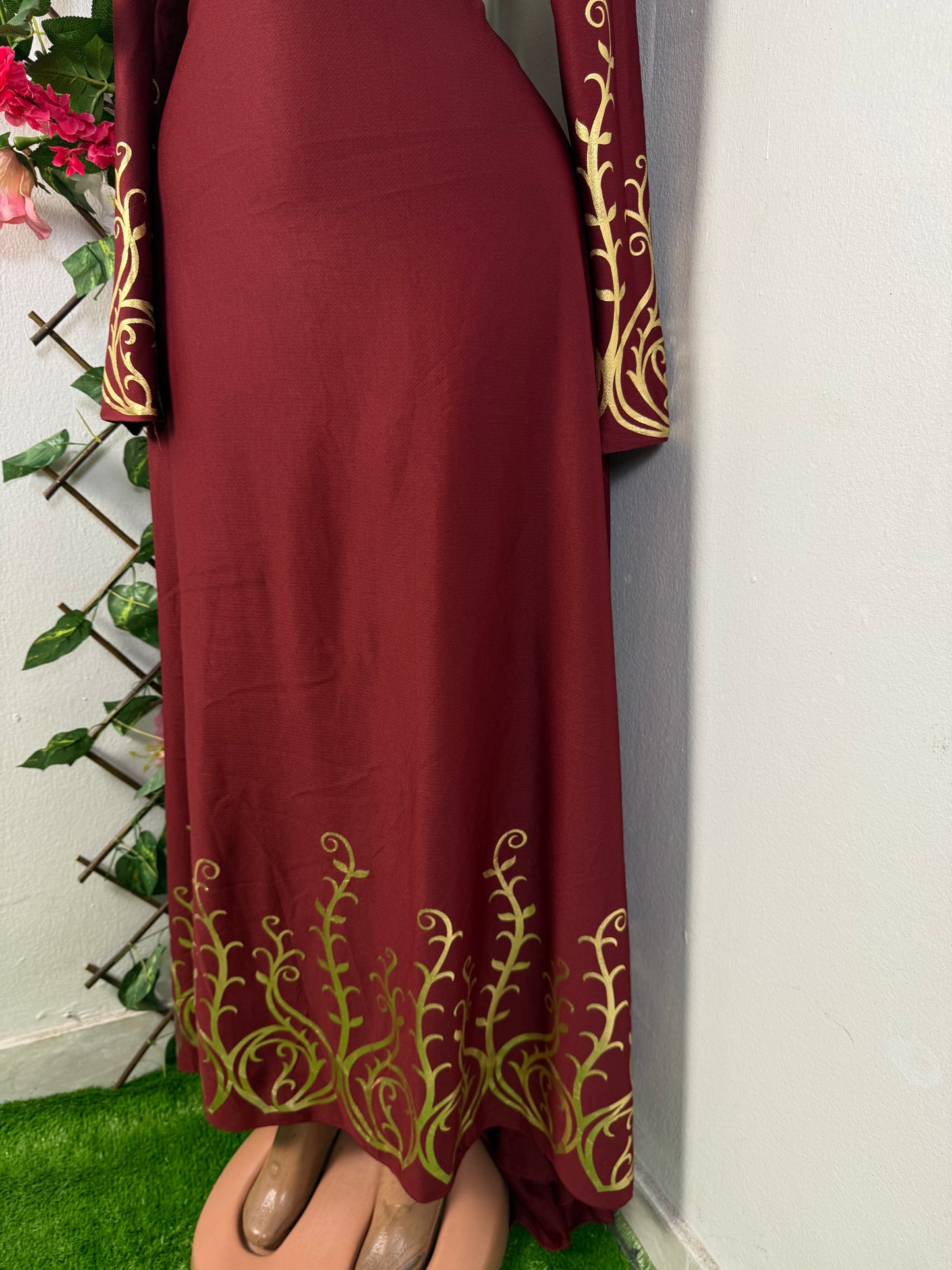 Robe longue a manche longue imprime flamme dore