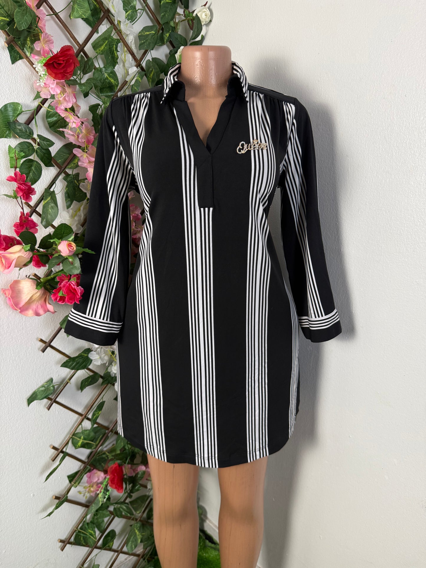 Robe chemise a poche a raillure et manche longue