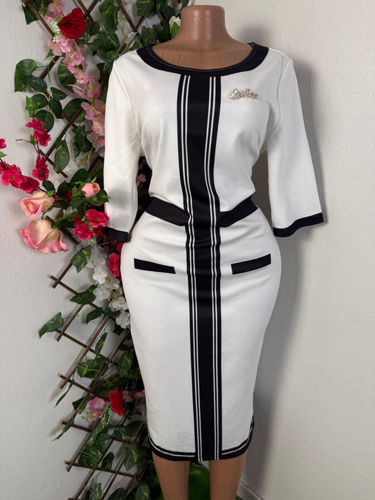 Robe moulante mi longue manche courte