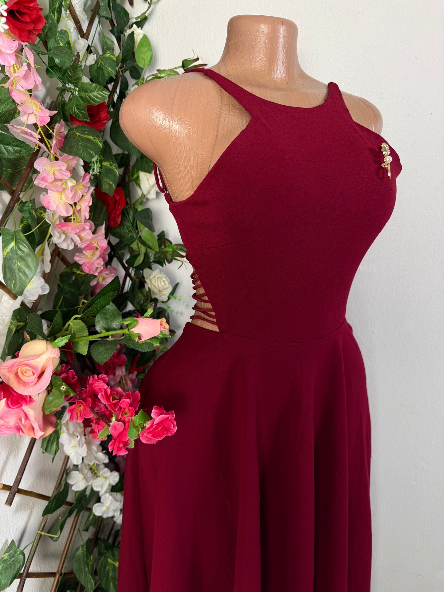 Robe evasee sans manche dos en ficelle