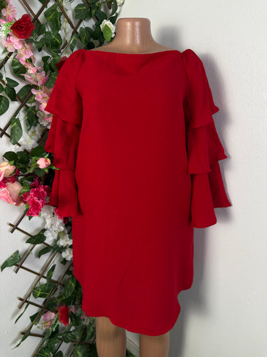 Robe elegante courte manche a etage
