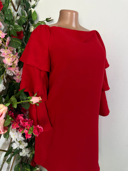 Robe elegante courte manche a etage