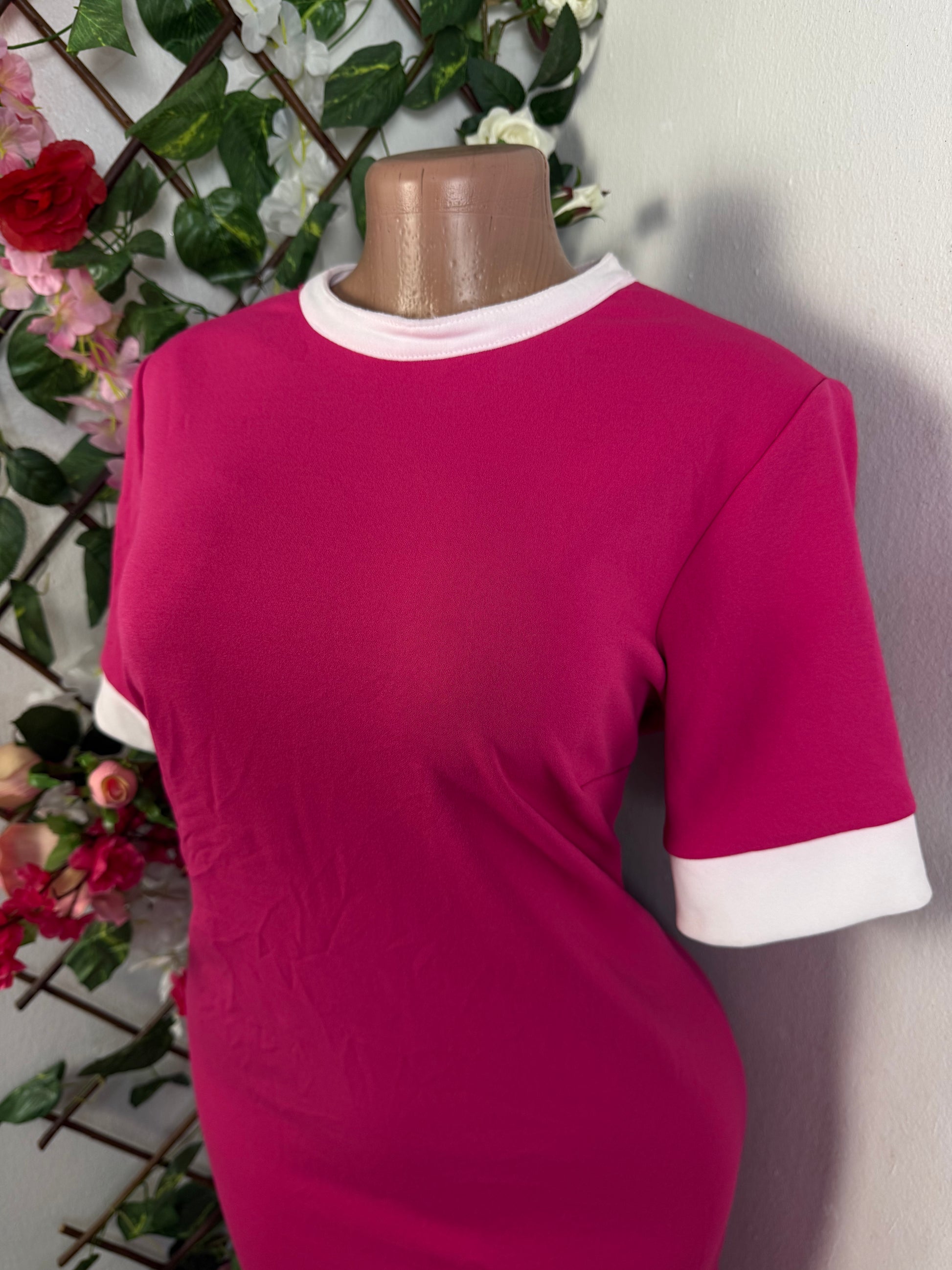 Robe droite mi longue mache courte - Perluna Store - kinshasa
