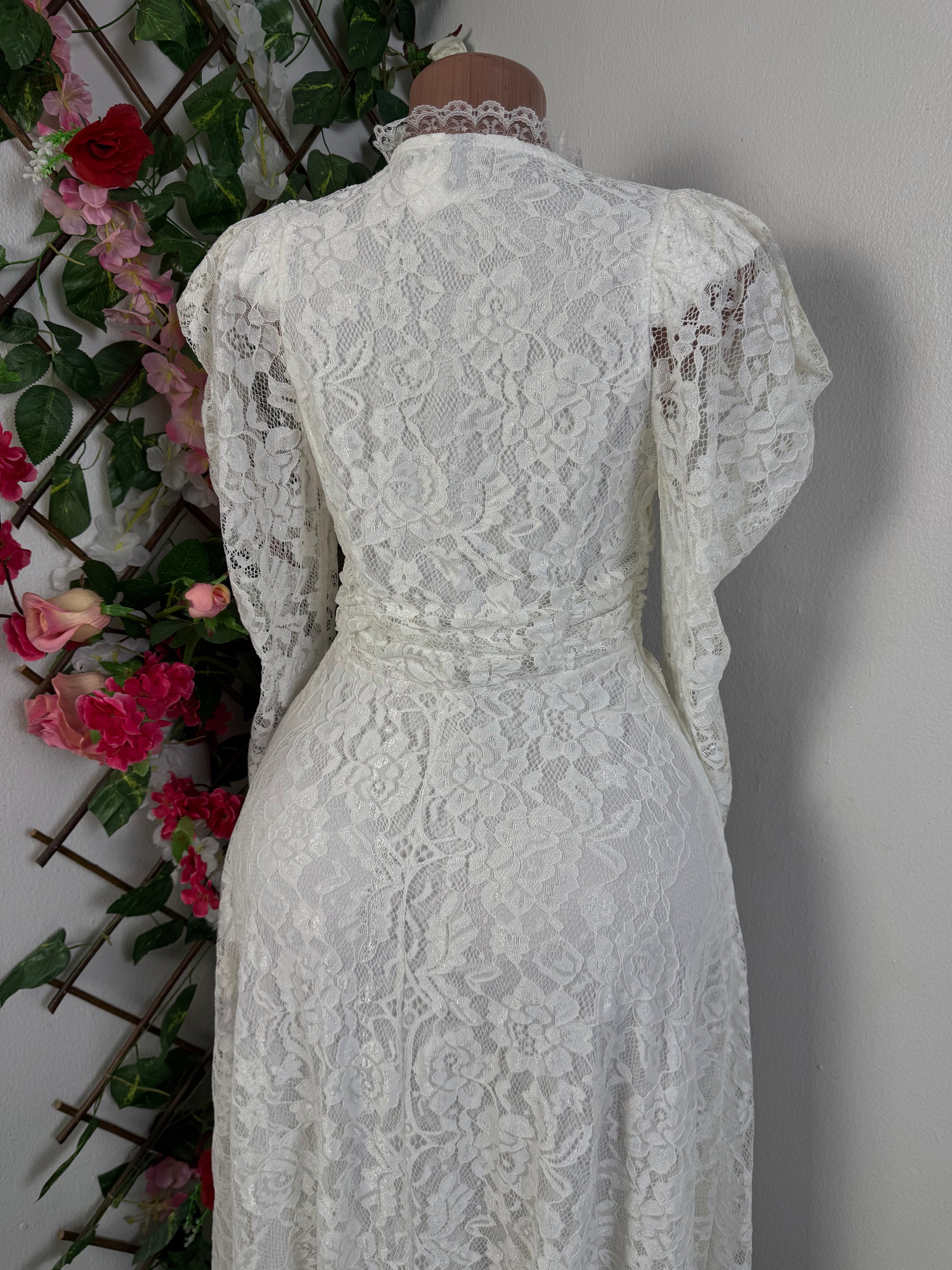 Robe longue en dentelle manche longue - Perluna Store - kinshasa
