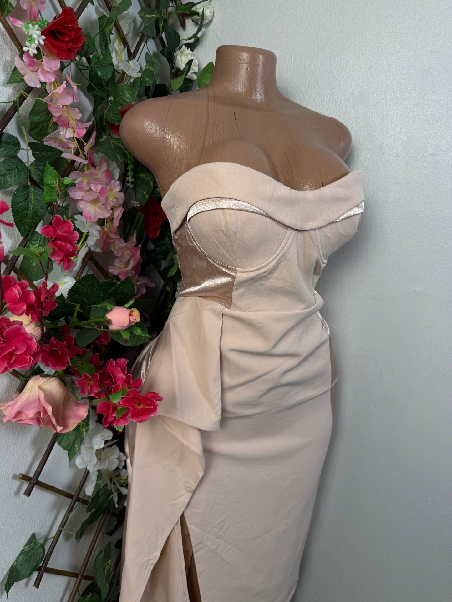 Robe bustier élégante avec fente - Perluna Store - kinshasa