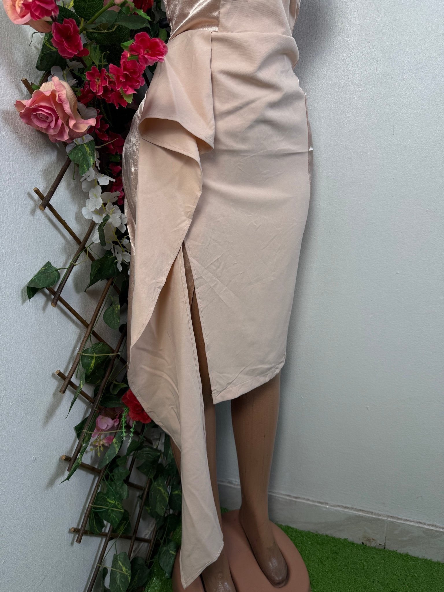 Robe bustier élégante avec fente - Perluna Store - kinshasa
