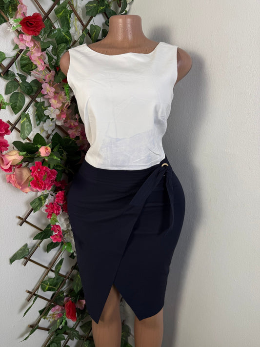 Robe cintré pente asymétrique  - Perluna Store - kinshasa