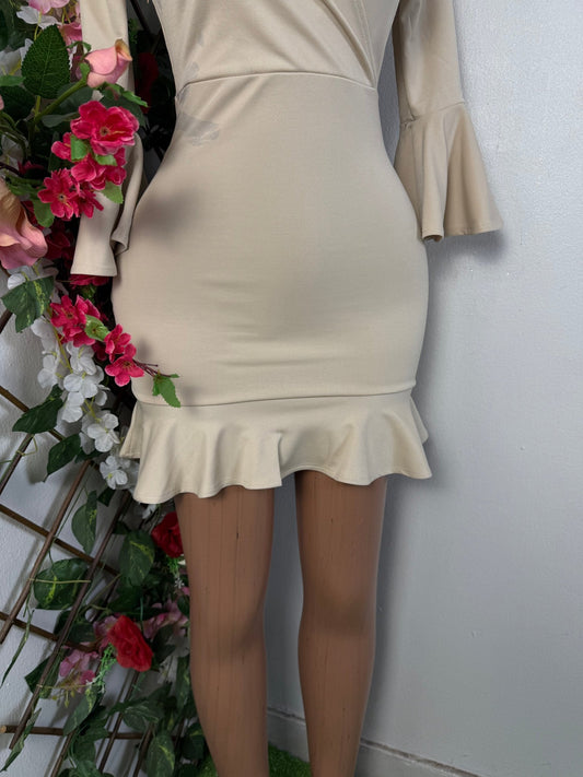 Robe courte à ourlet  - Perluna Store - kinshasa