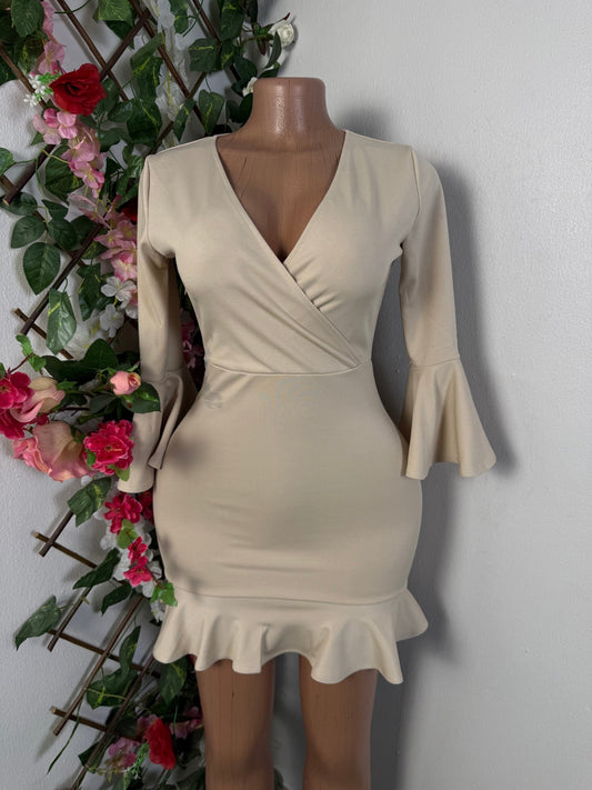 Robe courte à ourlet  - Perluna Store - kinshasa