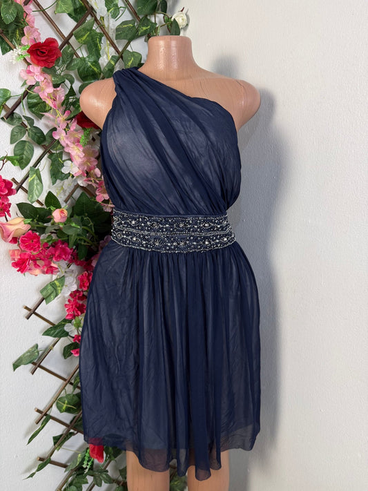 Robe courte à une épaule en voile - Perluna Store - kinshasa