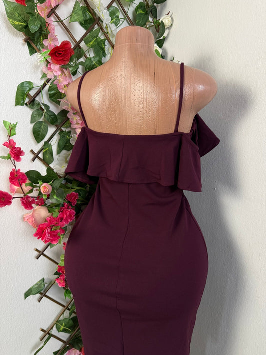 Robe courte décolletée volant et fine bretelle - Perluna Store - kinshasa