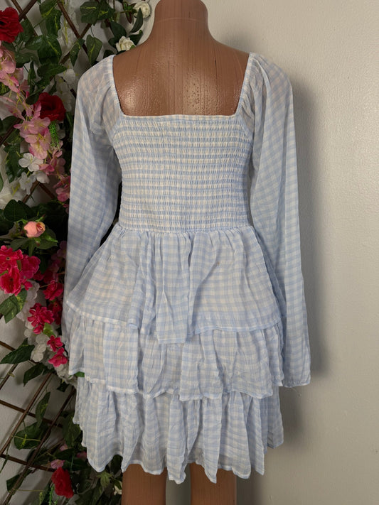 Robe courte volant à manche voiler  - Perluna Store - kinshasa