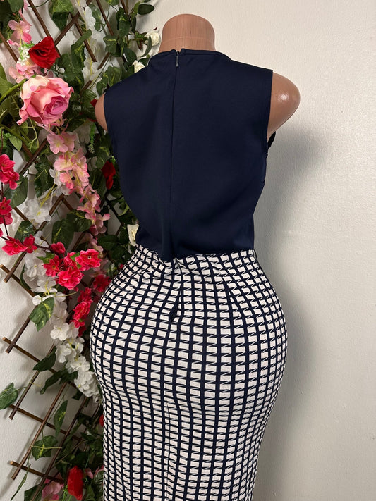 Robe crayon sans manche à colle rond - Perluna Store - kinshasa