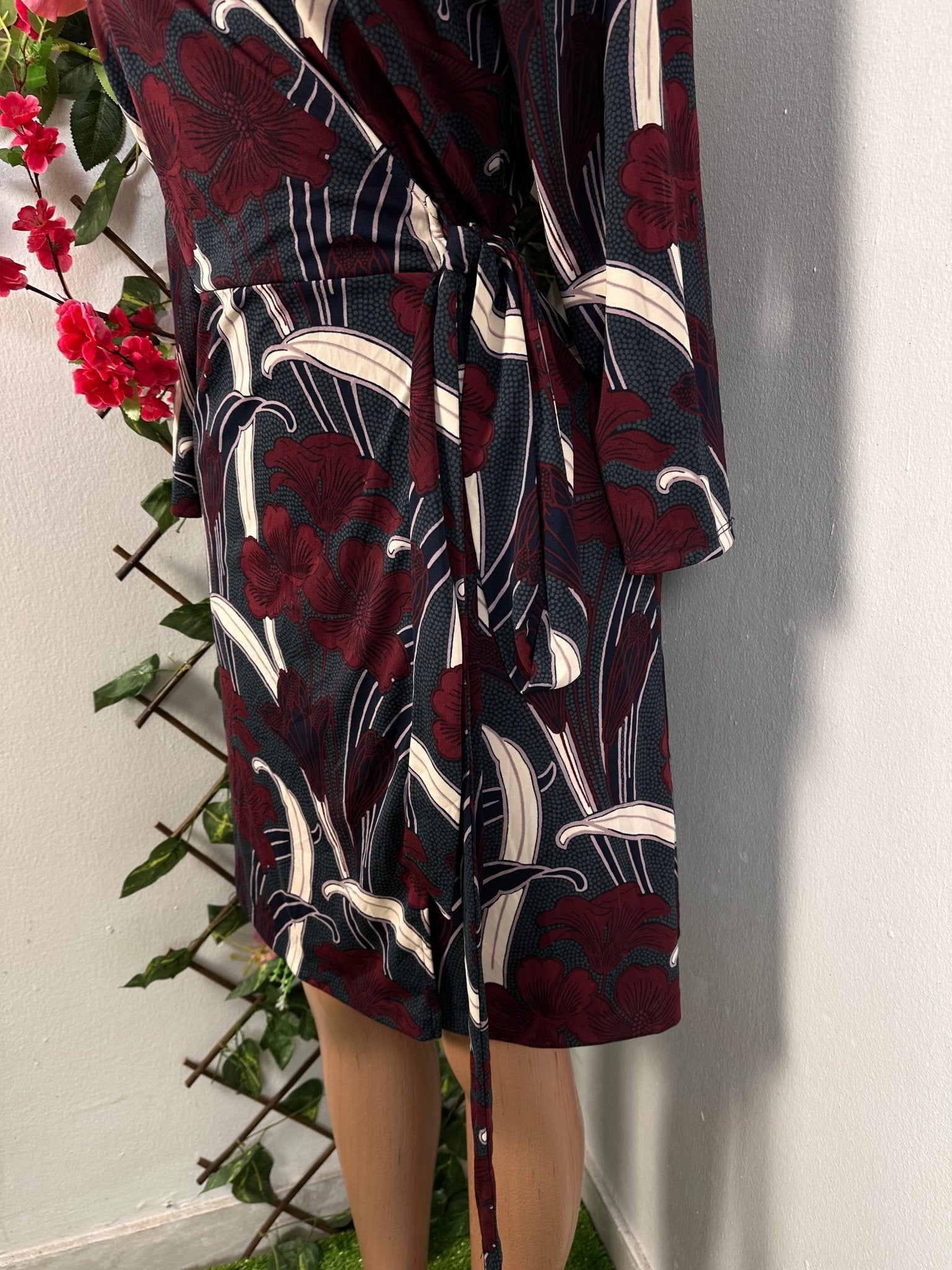 Robe croisé courte à motif géométrique - Perluna Store - kinshasa