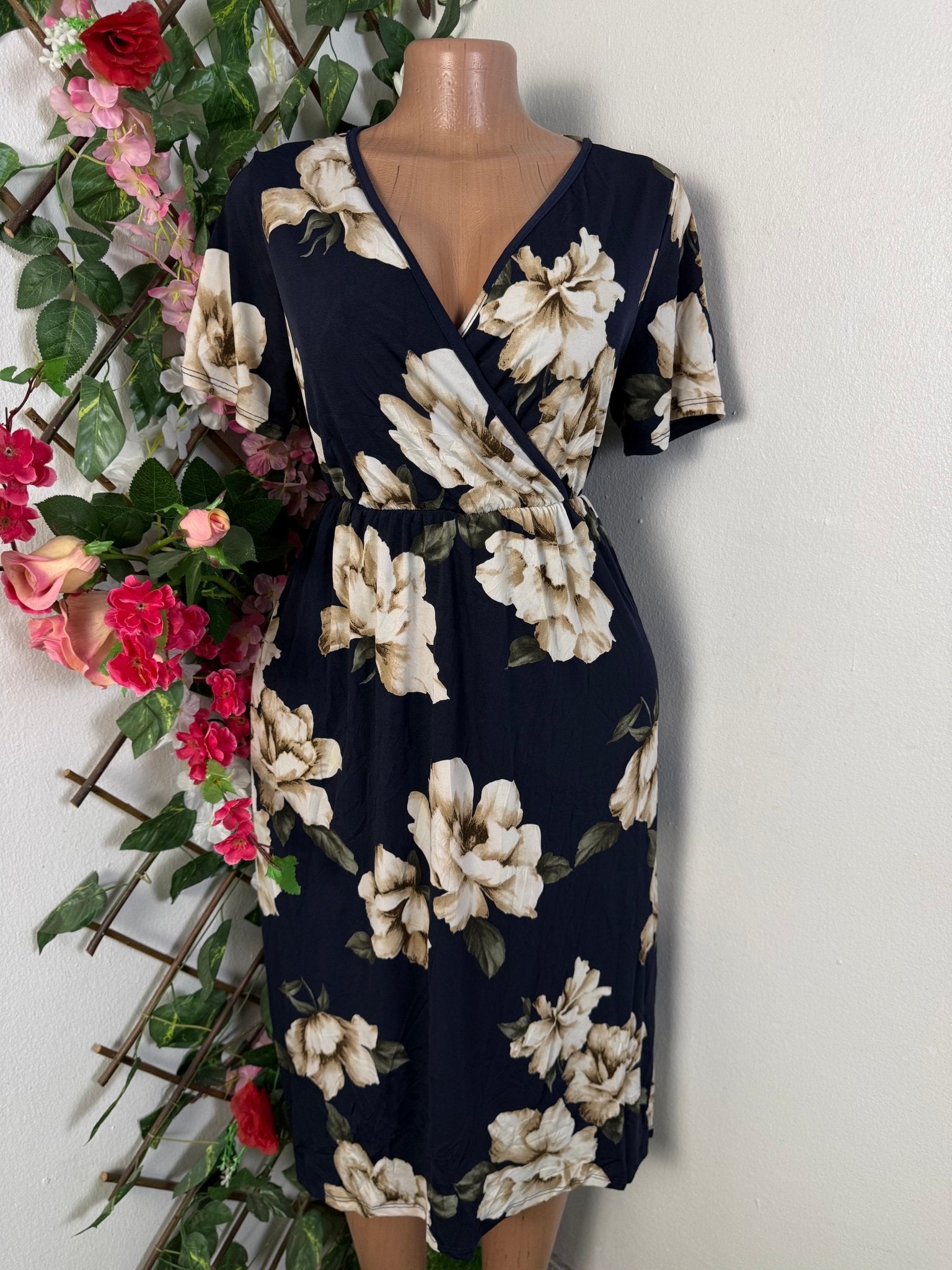 Robe croisé fleurie courte manche - Perluna Store - kinshasa