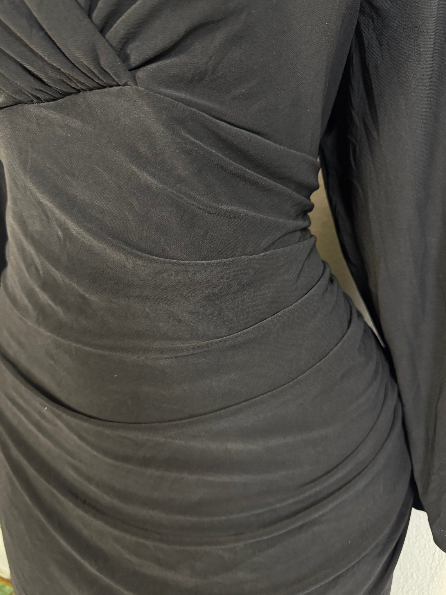 Robe croisées longue manche - Perluna Store - kinshasa