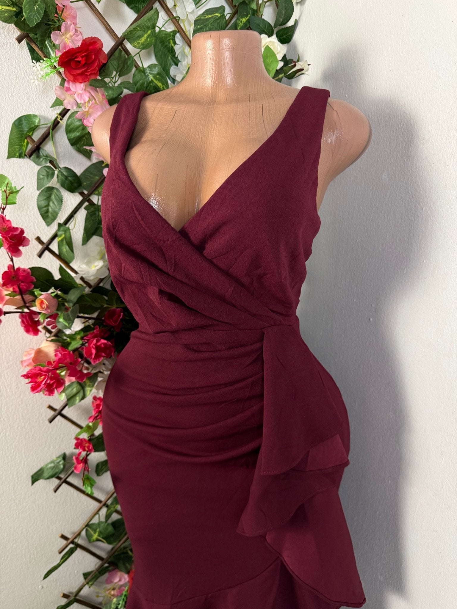 robe de fête a fente asymétrique - Perluna Store - kinshasa