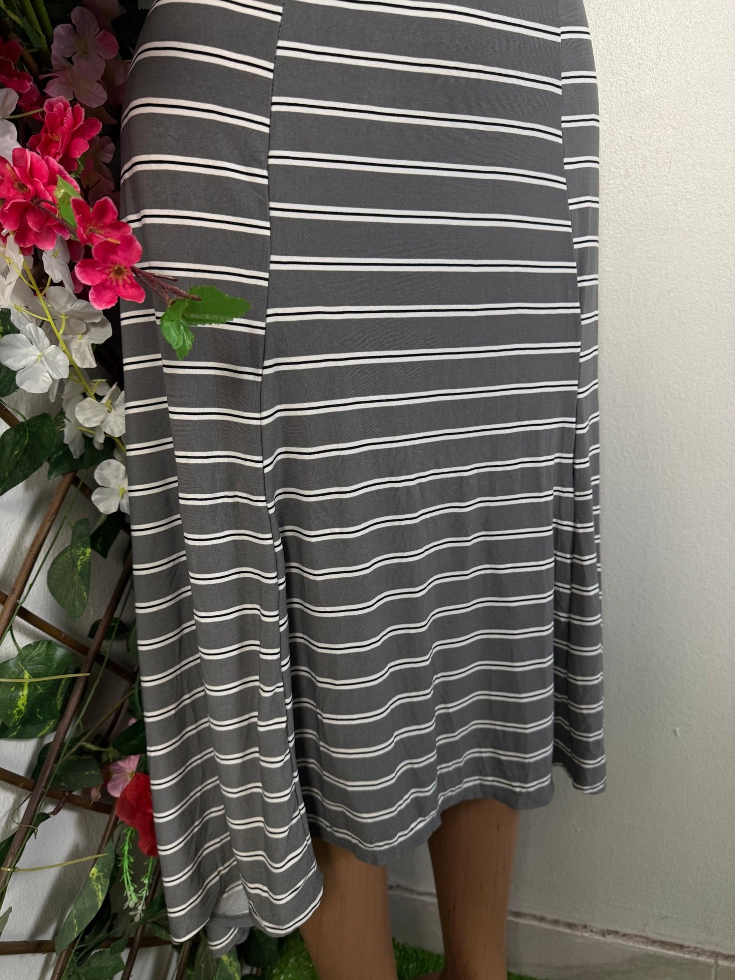 Robe décontractée longue courte manche - Perluna Store - kinshasa
