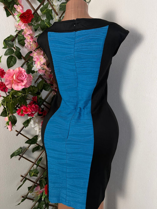 Robe deux couleur mi longue sans manches à colle rond - Perluna Store - kinshasa