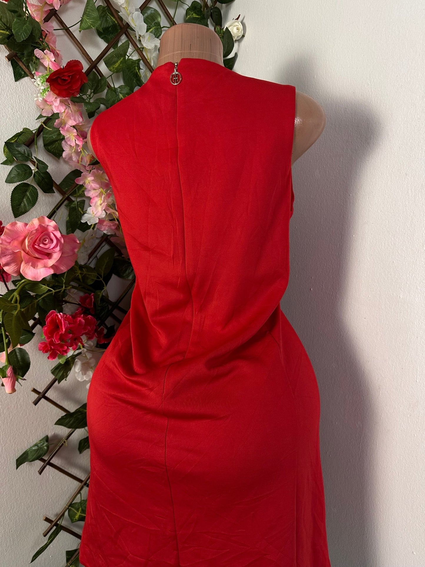 Robe droite buste en treillis colle rond sans manche - Perluna Store - kinshasa