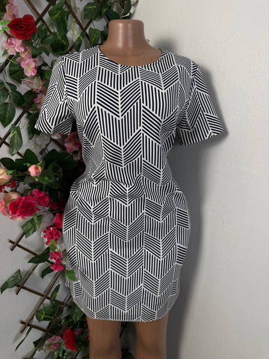 Robe droite courte mange  - Perluna Store - kinshasa