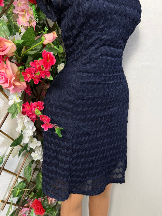 Robe droite manches courtes - Perluna Store - kinshasa